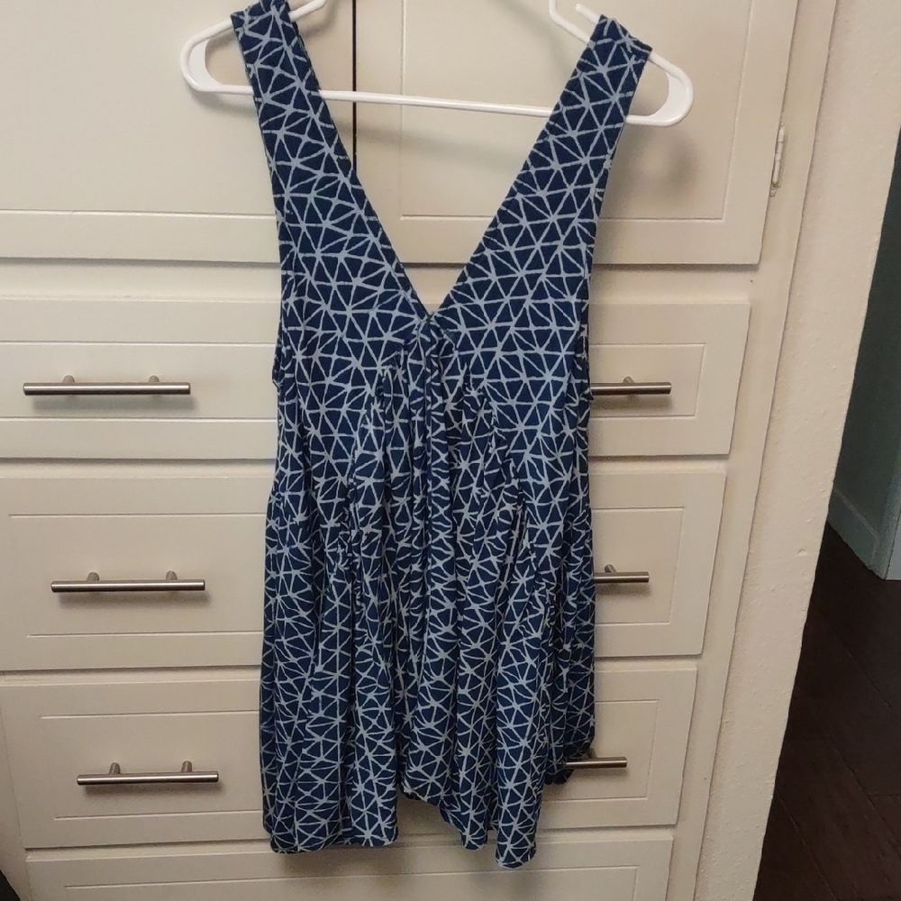 Rip Curl Navy and White Patterned Top